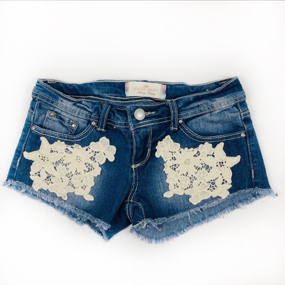 Almost Famous Pants - Almost Famous jean shorts sz 1